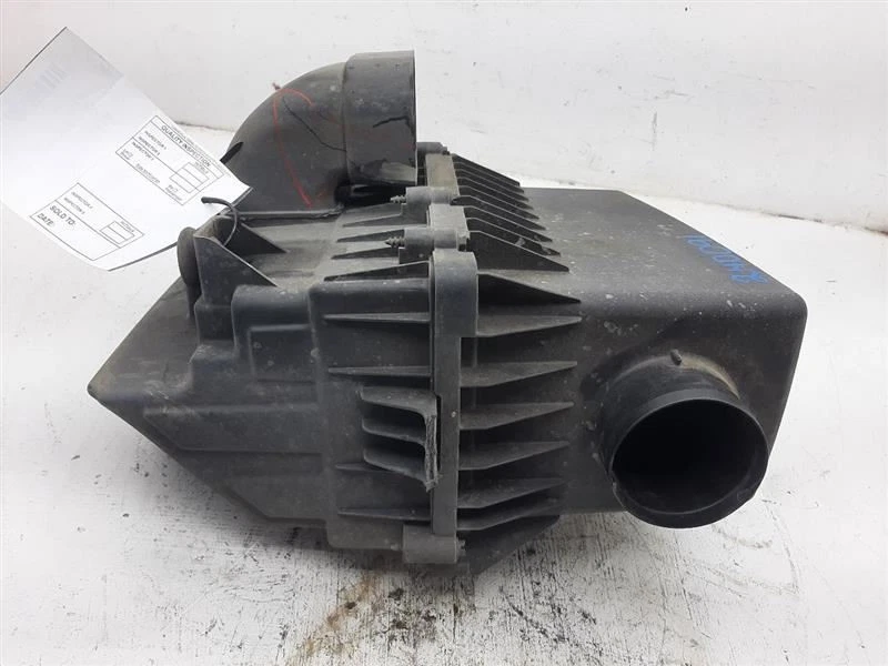 Air Cleaner 2.4L 19-20 Jeep Cherokee 68285593AC - Image 1 of 4