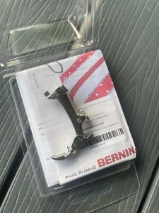piedino macchina da cucire Bernina #4 per cerniere lampo - Foto 1 di 3