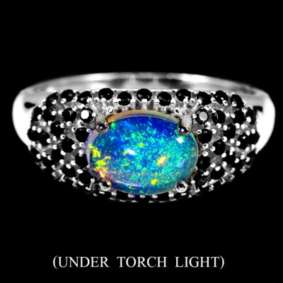 925 Argento Sterling Ovale Opale di Fuoco 9x7mm Nero Spinello Misura Anello 7 - Immagine 1 di 4