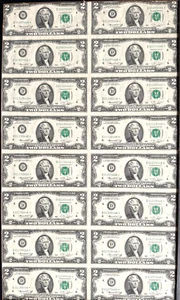 USA MINT 1976 FOGLIO NON TAGLIATO 16 $2 BANCONOTE DA DUE DOLLARI ANNO BICENTENARIO BANCONOTE STELLA - Foto 1 di 7