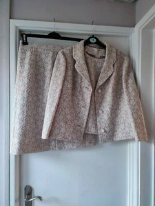 Vintage Skirt Suit 1960s Vintage Crimplene Dress Top & Jacket Size 12, Mod Beige - Picture 1 of 7