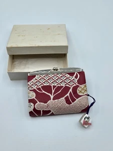 Portafoglio portamonete vintage giapponese rosso e nero a tre scomparti con ciondolo campana Omamori - Foto 1 di 13