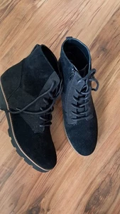 ladies size 8 Vionic boots black suede with arch support NEW - Picture 1 of 4