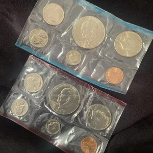 1977 Uncirculated Coin Set U.S Mint Original Government Packaging Free Shipping - Picture 1 of 2