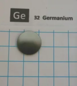 Germanio disco 99,999% 1,6 grammi gemanio elemento disco metalloide 32 - Foto 1 di 1