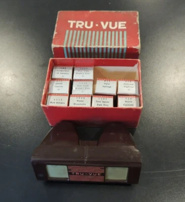 Tru Vue Stereoscope Vintage Rock Island Illinois Old USA Toy Viewer with 10 Film - Image 1 of 4