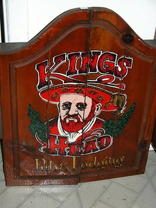 GREAT VINTAGE KINGS HEAD PUB & LODGING-HENRY VIII-DART BOARD GAME WITH 9 DARTS - Picture 1 of 3