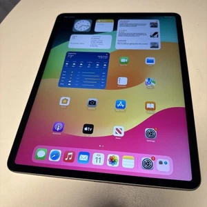 Apple iPad Air 13-inch (M2) 128 GB - Space Gray - Cracked Glass - Please Read - Picture 1 of 13