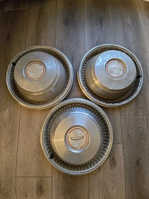 4 1965 1966 Chevy Caprice Hubcaps 14" Impala Bel Air Wheel Covers Hub Caps Lot - Image 1 of 4
