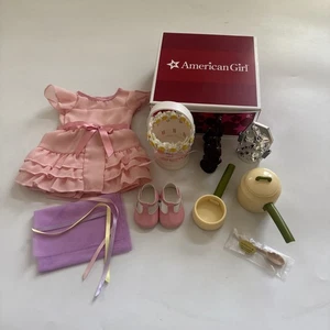 American Girl Puppenzubehör KIT'S Süßigkeitenherstellung Set KLEID und Schuhe gebraucht, in einwandfreiem Zustand - Bild 1 von 11