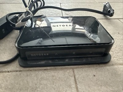 NETGEAR Powerline switch 4Port Ethernet XAV5004 + 2 PL1200s rj45 - Immagine 1 di 4