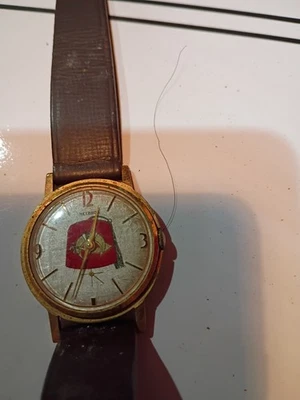 Reloj Pulsera Shriner Fez Vintage Logo Cuerda Manual Foto 1 de 4