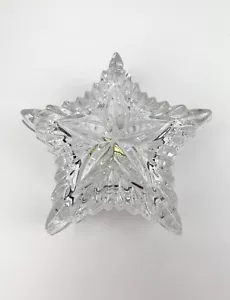 Vintage Star Shaped Lidded Zajecar Yugloslavia Lead crystal Trinket Dish - Picture 1 of 5