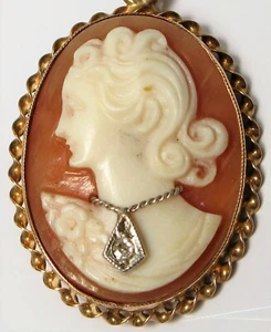VINTAGE DESIGNER SIGNED BDA 10K YELLOW GOLD DIAMOND ACCENT CARVED CAMEO PENDANT - Picture 1 of 5