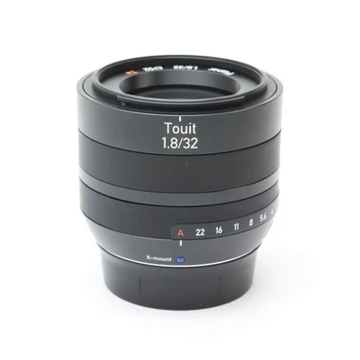 Carl Zeiss Touit 32mm F/1.8 (for Fuji X mount) #83 - Image 1 of 4