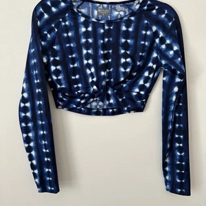 (21) Athleta Sun Shirt Blue Long Sleeve Crop Size Small - Picture 1 of 5