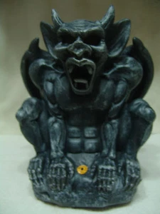 HALLOWEEN BLOW MOLD GARGOYLE LIGHTS/TALKS PROP/DECORATION - Picture 1 of 9