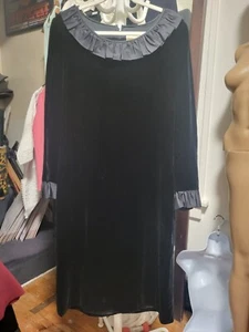 Vintage 1960? Abe Schrader Black Velvet & Satin Ruffle Trim Sheath Dress M - Picture 1 of 7