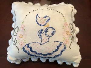 Embroidered Southern Belle Sunbonnet Sue Handmade Pillow Ball Trim Pink Chenille - Picture 1 of 8