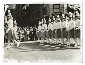 1942 Boston MA Columbus Day Parade-Girl Drill Team-Blessed Sacrament-Cambridge - Picture 1 of 7
