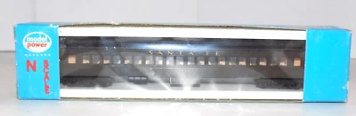 Model Power N Scale Trains Santa Fe Coach Car #8620 - Image 1 of 3