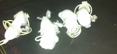 4  Nintendo Wii Nunchuck - Image 1 of 4