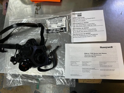 HoneyWell Half Mask 5500 7700 Respirator NIOSH North Protection Z7781P100M - Image 1 of 4