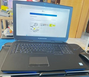 Dell Alienware 17 R3 i7-6700HQ 2.6 GHz 32 Ram GTX 970 M 1 TB SSD Laptop - Bild 1 von 4