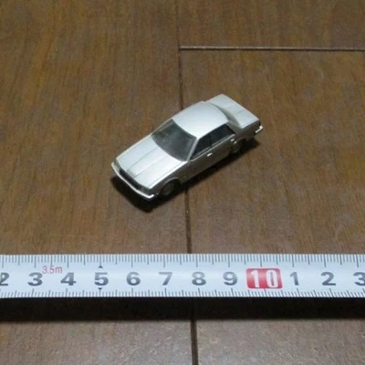 Collezione auto berlina GT argento - Immagine 1 di 2