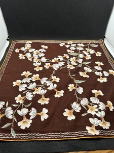 Fazzoletto donna vintage stampato colori autunnali marrone panna floreale 14,5”x14,5” - Foto 1 di 6