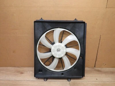 Honda Odyssey 2018-2023 ventilador de refrigeración delantero motor con cubierta OEM 8386 Foto 1 de 4