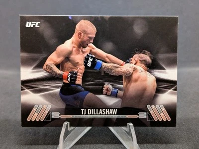 2017 Topps Knockout UFC TJ Dillashaw #14 - Image 1 of 2