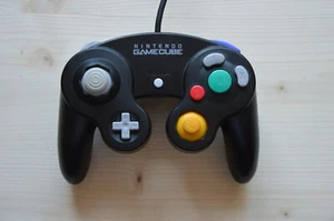 NGC - Original Nintendo Controller Schwarz (guter Zustand) - Picture 1 of 1