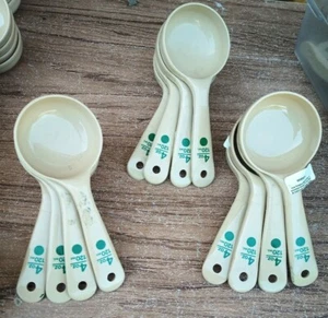 LOT 12 Portion Control Spoons Solid Measure Miser 4 oz Short Handle 432806 Green - Picture 1 of 7