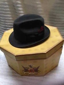 VINTAGE Knox Fifth Avenue New York Black Fedora Hat Red Feather size 7 - Picture 1 of 5
