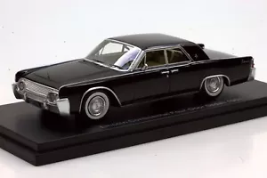 1961 Lincoln Continental berlina 1:43 BOS43590 - Foto 1 di 3