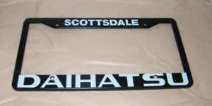 Vintage DAIHATSU Scottsdale Dealership Plastic License Plate Frame RARE - Imagen 1 de 3