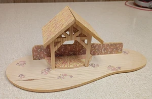 Vintage 1988 Hallmark Mini Merry Minatures Wooden Nativity Stable - Picture 1 of 7