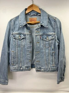 🚀Levi's Original Denim Trucker Jacket Women's Size M - Gently Used🦄 - Picture 1 of 10