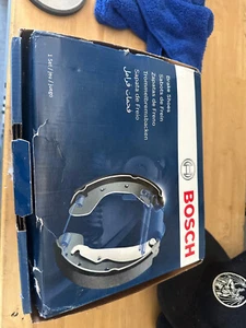 Bosch Rear Drum Brake Shoe Set for Toyota Tacoma 2005-2021 - Bild 1 von 2