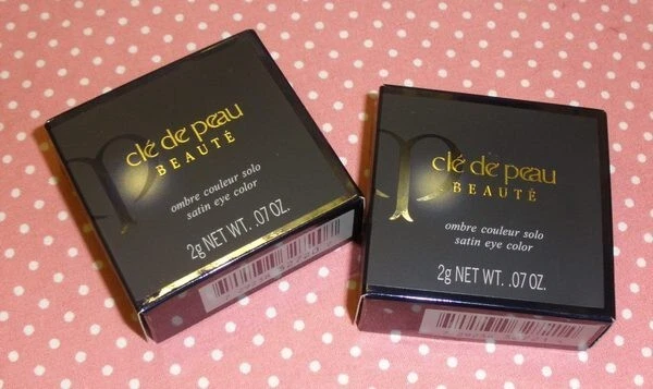 Color de ojos satinado CLE DE PEAU elige tu tono 0,07 oz/2 g nuevo en caja Foto 1 de 1