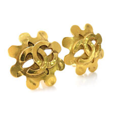 Auth CHANEL Vintage CC Logo Clip on Earrings Gold Metal - e56520a