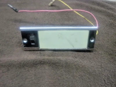 Luz de cortesía interior Chrysler, Dodge, Plymouth años 60, 70 usada OEM Foto 1 de 4