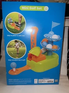 Play Day–Mini Golf Trainer Set–Includes Golf Club,Golf Balls & Other Accessories - Picture 1 of 3