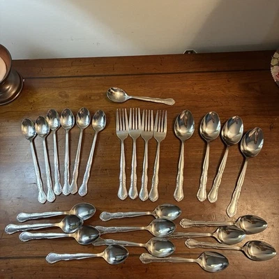 Cucharas cubiertos Corea acero inoxidable silueta 26 piezas tenedores sirve 4+extra Foto 1 de 4