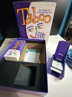 Taboo - The Game of Unspeakable Fun (Hasbro 1999) Completo Foto 1 de 4