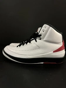 Jordan 2 Retro Mid Chicago Size 11 - Picture 1 of 18