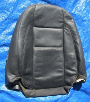 05-07 Volvo C70 T5 OEM Carbón Pasajero Derecho Cuero Asiento Cubierta 1 Pieza Foto 1 de 4