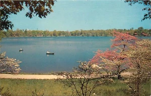 Greetings from Creston Iowa lake boating Postcard - Imagen 1 de 2