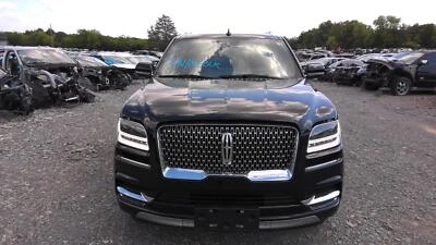 Trailer Hitch LINCOLN NAVIGATOR 18 19 20 21 22 23 24 - Image 1 of 4